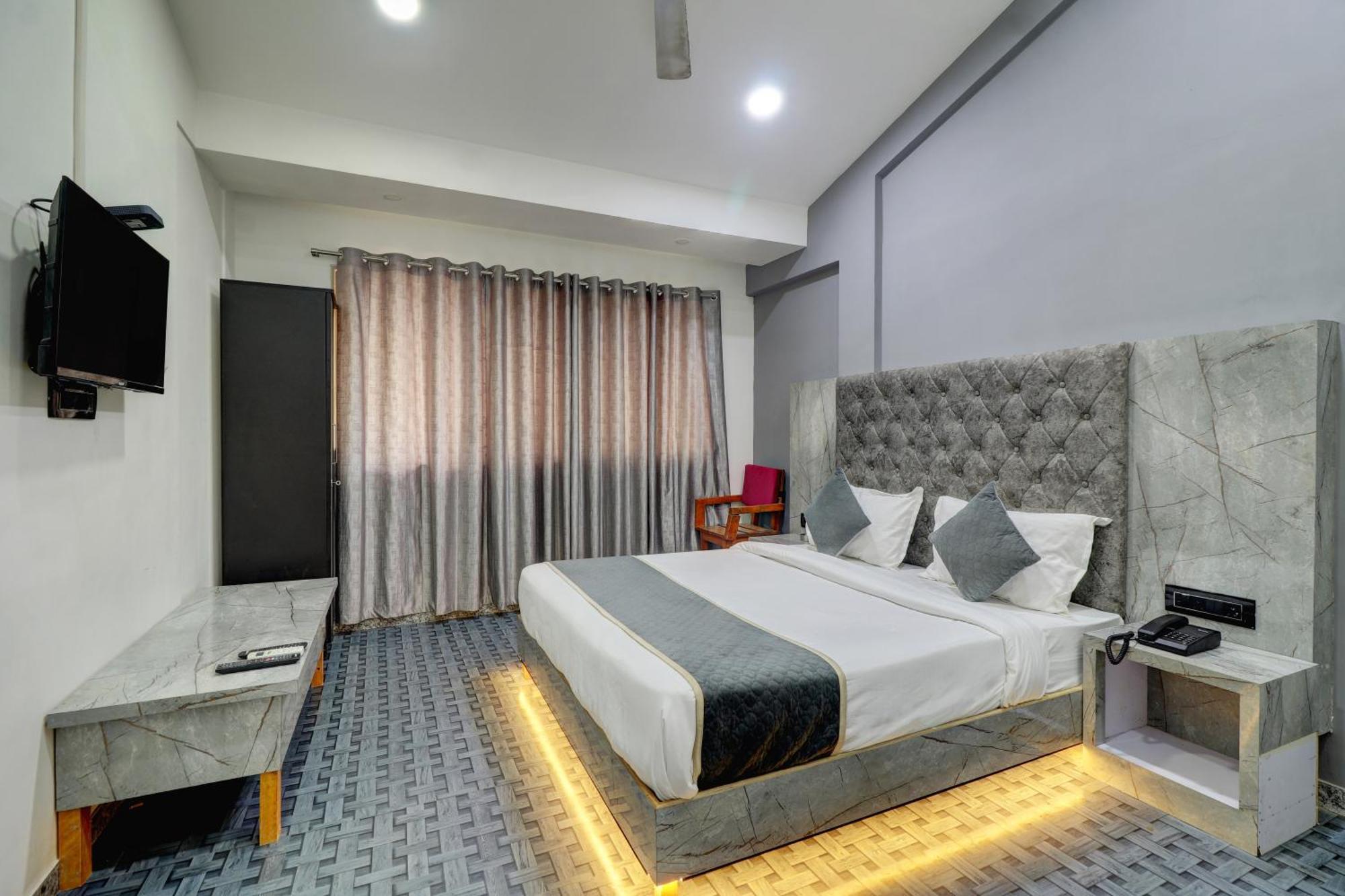 Hotel Bb House - Mumbai, Mumbai